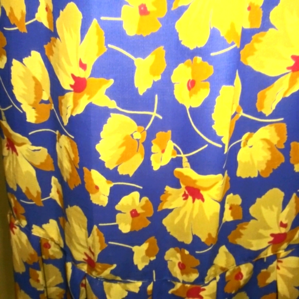 Vintage 1980's Jordan Ari Vibrant Blue, Tan & Red Poppy Print Midi Dress - Picture 5 of 12